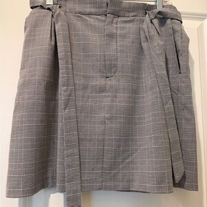 Banana Republic Black and White Plaid A-Line Skirt
